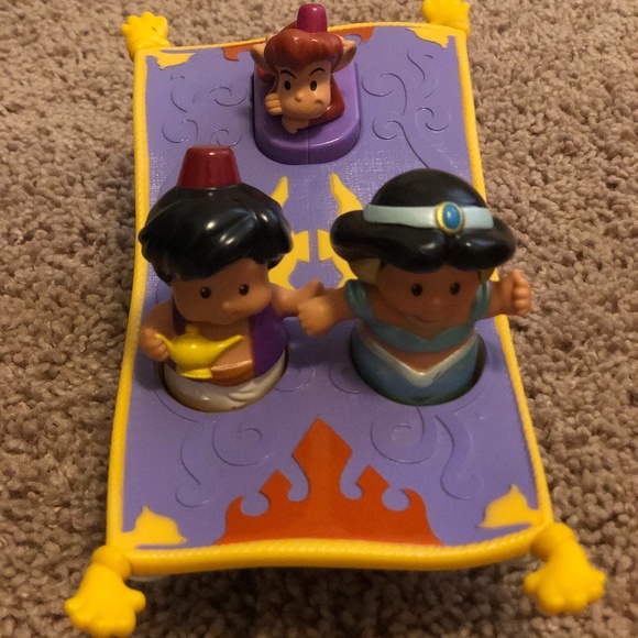 Fisher-Price Little People Disney Aladdin’s Magic Carpet - Picture 1 of 2
